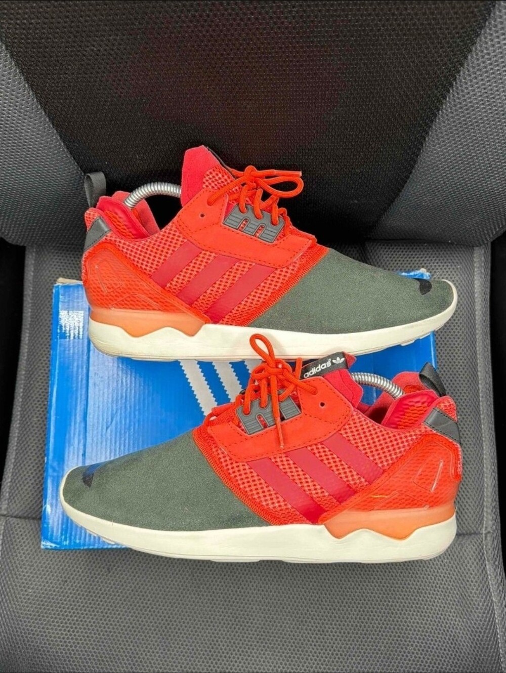 Men's Size 9.5 - Adidas ZX 8000 Boost Red Black